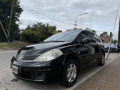 Nissan Tiida 1.8 Visia