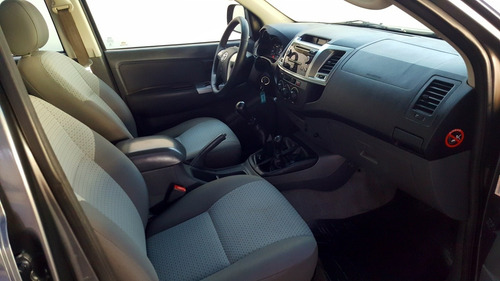 Toyota Hilux 3.0 Cd Sr 171cv 4x4 - C3 2014