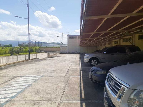 Imagen 20 de 30 de Leal Pérez Vende Galpón En Zona Industrial El Nepe Guacara