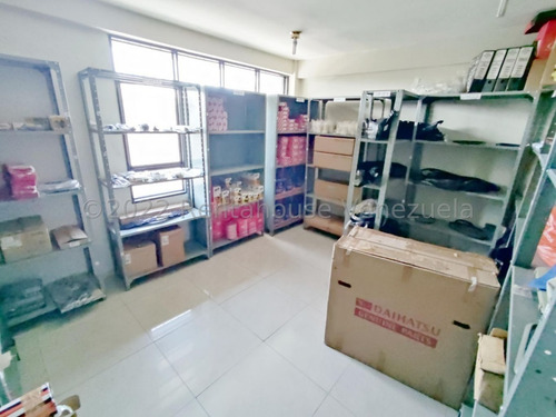 Imagen 2 de 30 de ¿? !! Ajlópez !! Local A Pie De En Venta Centro Barquisimeto Lara, Código Rah 22-28244 $ 42000 1 Baños 46 M²