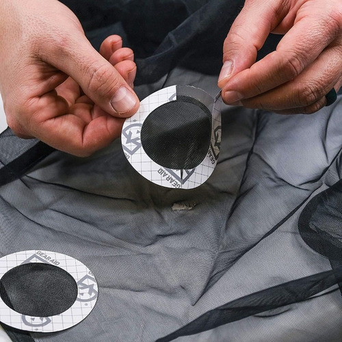 Imagen 3 de 7 de Parches P/ Reparar Mosquiteros De Carpa Gear Aid (x 2)