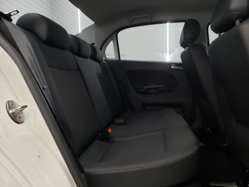 Imagem 4 de 14 de Volkswagen Voyage 1.6 Msi (flex) 2018 2019 Zero De Entrada