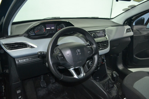 Imagen 9 de 12 de Peugeot 208 1.5 Allure Mt 2014-imolaautos