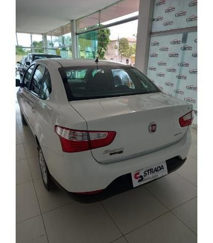 Imagem 8 de 10 de Fiat Grand Siena Attrac. 1.4 Evo F.flex 8v