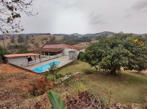 Imagem 1 de 30 de Ótima Chácara Com 02 Casas, 5 Dormitórios, Piscina, Pomar, Jardim, Perto Da Cidade, À Venda, 2790 M² Por R$ 600.000 - Rural - Pedra Bela/sp - Ch1041