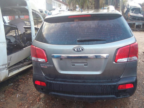 Imagem 2 de 4 de Sucata Kia Sorento 2011/2012 Para Retirada De Peças