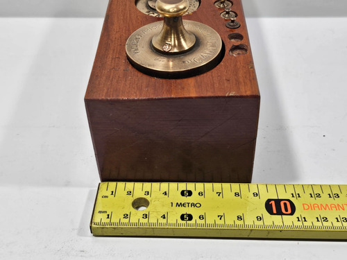 Antiguo Pesero De Madera Pesas En Bronce Cam (Usado)