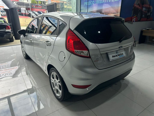 Ford Fiesta 1.6 16v Se Flex Powershift 5p