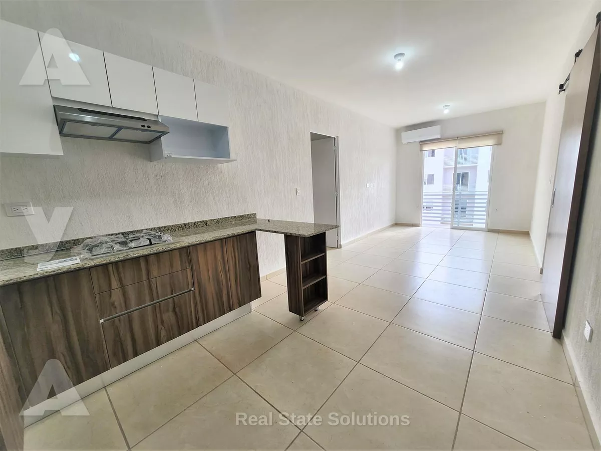 Departamento En Renta, 3 Recámaras, Piscina, Maderos Residencial, Cancún