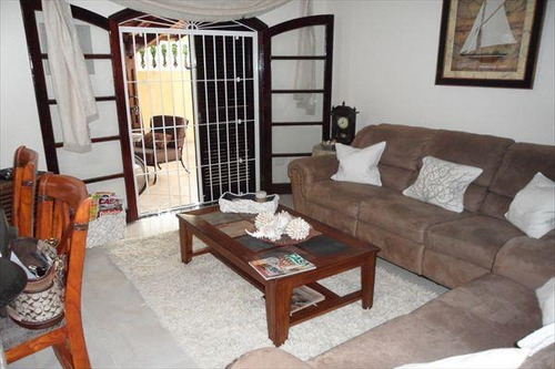 Imagem 1 de 22 de Excelente Localização! Bairro Vila Tupi Em Praia Grande. Linda Casa De Isolada Para Venda, Contendo 04 Quartos, Suíte, - Ca0075