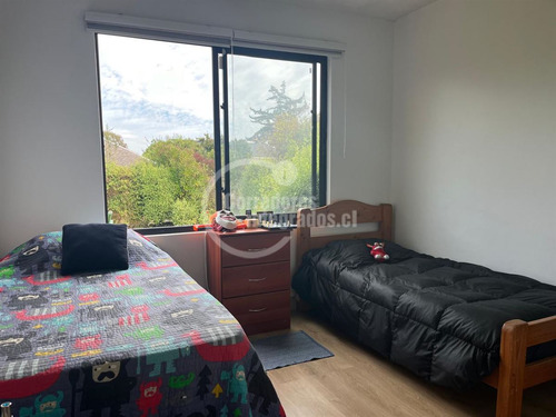 Casa En Venta De 4 Dorm. En Santo Domingo Oportunidad