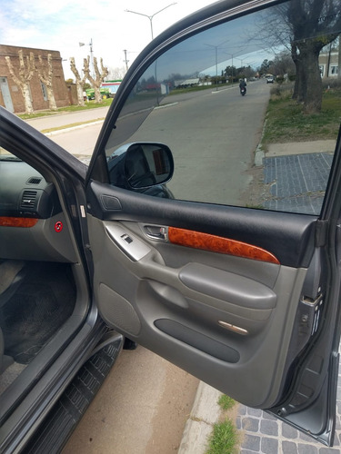 Toyota Land Cruiser 3.0 Prado At
