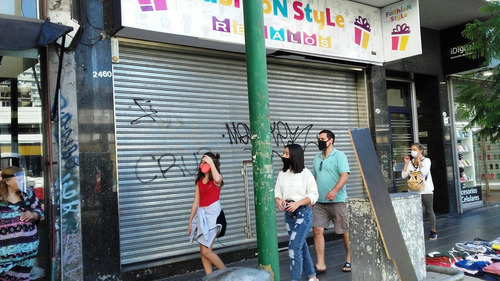 Hermoso Local 280 M2. Sobre Av. Cabildo 2400 Sin Expensa