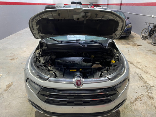 Fiat Toro 4x4 2018 En Marcha Y Andando Inundada Poloautos