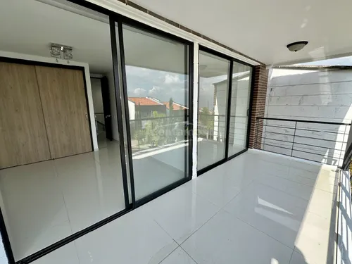 Casa En Arriendo En Tres Esquinas. Cod A775993