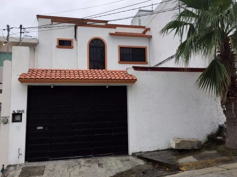 Casa En Venta En Priv. De Nuevo Leon, Colonia Petrolera Coatzacoalcos