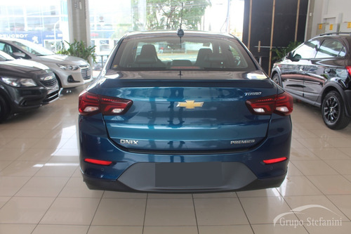 Imagem 8 de 9 de Chevrolet Onix Plus 1.0 Premier I