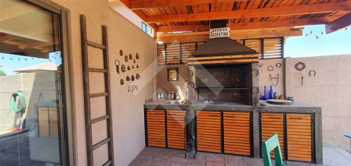 Imagen 5 de 18 de Casa En Venta De 3 Dorm. En Colina