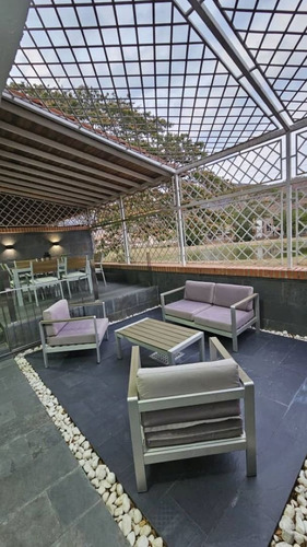 En Venta Town House Res. Hoyo 5 Villas De San Diego Country Club, San Diego, Valencia