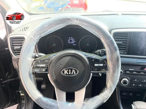 Kia Sportage 2.0 Lx At