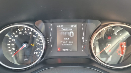 Fiat Toro 1.8 Endurance 16v Flex 4x2 4p