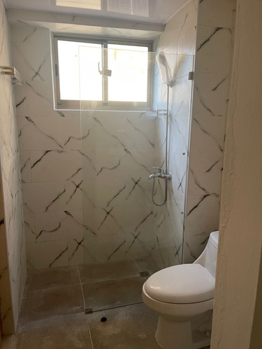 Imagen 8 de 8 de Vendo Apartamento En La Av. Independencia, Km 8, Urb. Miramar