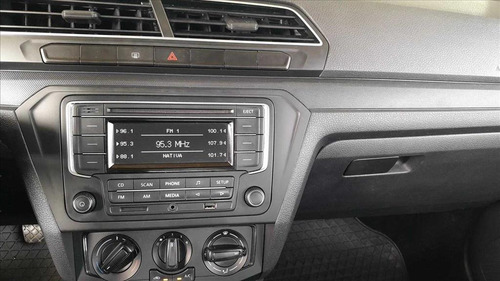 Volkswagen Voyage 1.0 12V MPI TOTALFLEX 4P MANUAL
