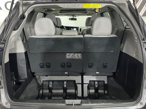 Toyota Sienna 3.5 Limited At