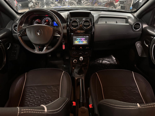 Renault Duster Oroch 2.0 Outsider Plus