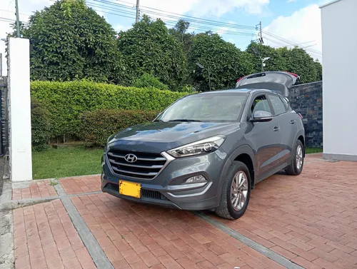 Hyundai Tucson 2.0 Advance 4X2 At
