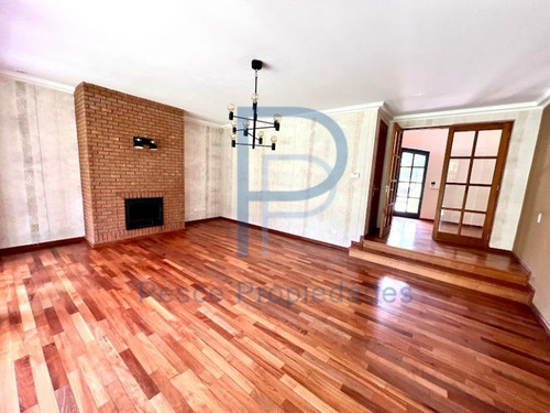 Excelente Casa Inglesa En Condominio Santuario Del Valle