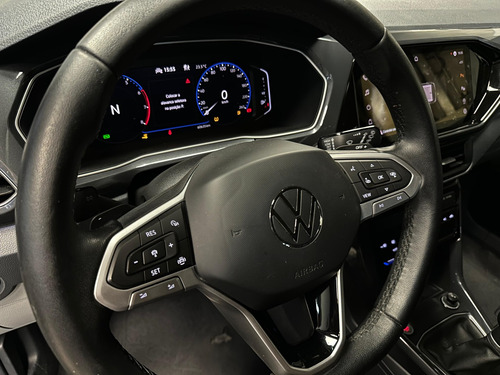 Volkswagen T-Cross 1.4 250 TSI TOTAL FLEX HIGHLINE AUTOMÁTICO