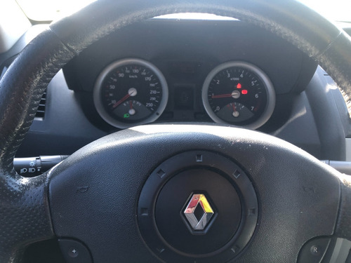 Renault Megane Privilege 2.0