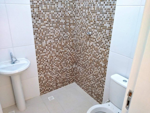 Imagem 12 de 18 de Sobrado Com 2 Dormitórios À Venda, 68 M² Por R$ 285.000,00 - Jardim Das Gaivotas - Caraguatatuba/sp - So0023