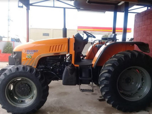 Imagem 2 de 2 de Trator Agrícola Budny Modelo Bdy8540 Ano 2015