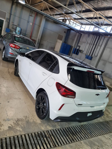 Imagen 8 de 25 de Nuevo Chevrolet Onix Rs Mt 1.0t 5p Ad