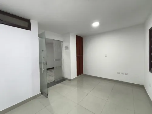 Casa En Arriendo En Lleras Restrepo. Cod A19837
