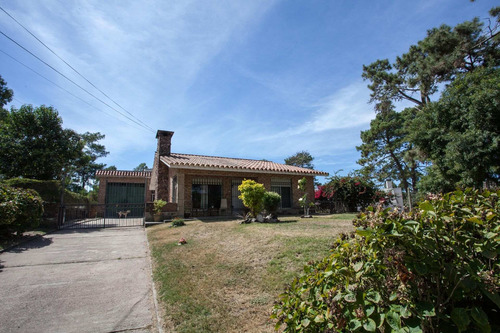 Venta Casa+gran Deposito+apto Lomas De Solymar