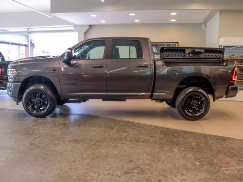 RAM 2500 6.7 I6 TURBO DIESEL LARAMIE NIGHT EDITION CD 4X4 AUTOMÁTICO