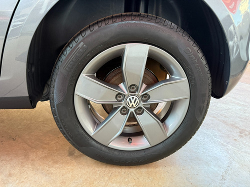 Volkswagen Fox 1.6 MSI TOTAL FLEX CONNECT 4P MANUAL