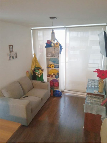 Departamento En Venta De 1 Dormitorio En Santiago