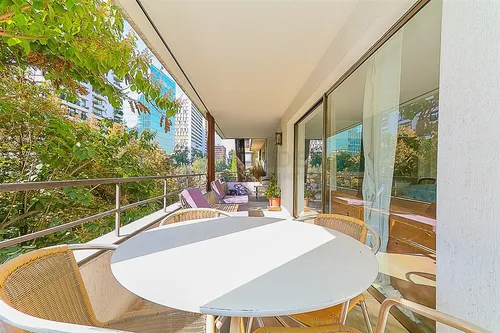 Departamento En Venta De 3 Dorm. En Las Condes