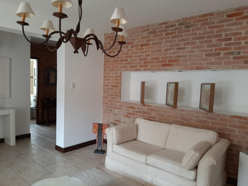 Imagen 5 de 16 de Marol Rentahouse Vende Casa En La Viña Valencia 22-10248