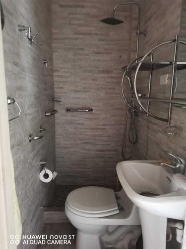 Se Vende Casa En Ñuñoa De 210m2,4d,3b,2e (101315)