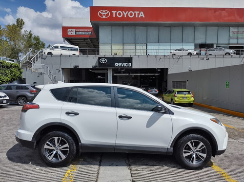 Imagen 3 de 15 de Toyota Rav4 Le Modelo 2018