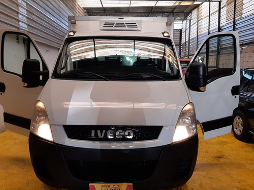 Iveco Daily 35s14 - Bau - Caminhonete