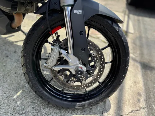 Ducati Multistrada V2 S