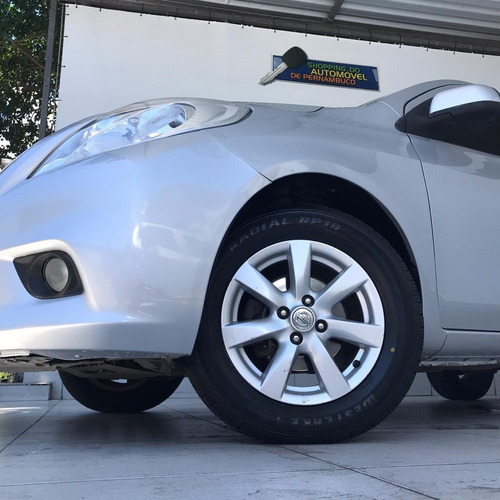 Nissan Versa 1.6 16v Flex Sl 4p Manual