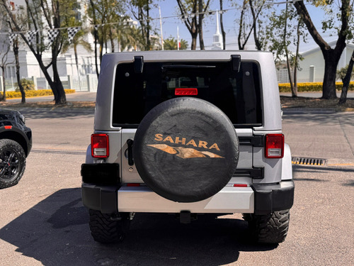 Jeep Wrangler 3.6 3p Sahara 4x4 At