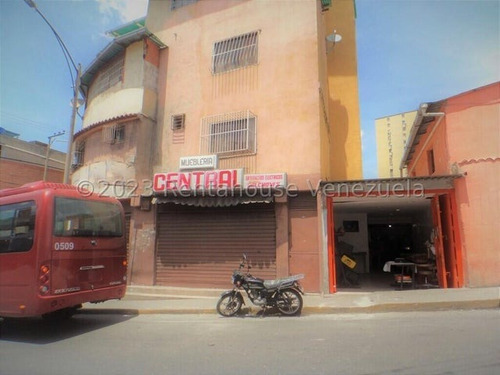 Local Comercial En Venta, Baruta Mls #24-15356 Sc
